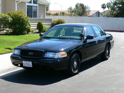 Автостекла Ford Crown Victoria c установкой в Москве